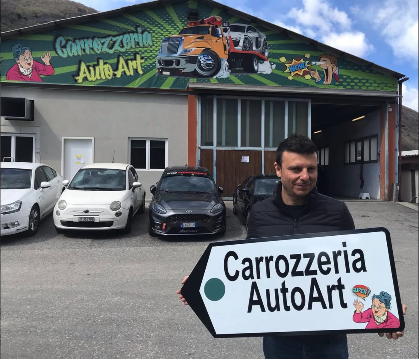 Carrozzeria Auto Art — Telone 17 m